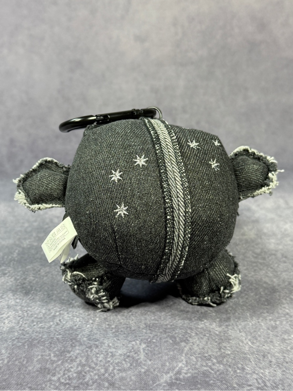 BTS World Tour | Arirang Army Bomb Plush Keyring Pop Up Foxborough MA NEW - Picture 2 of 5